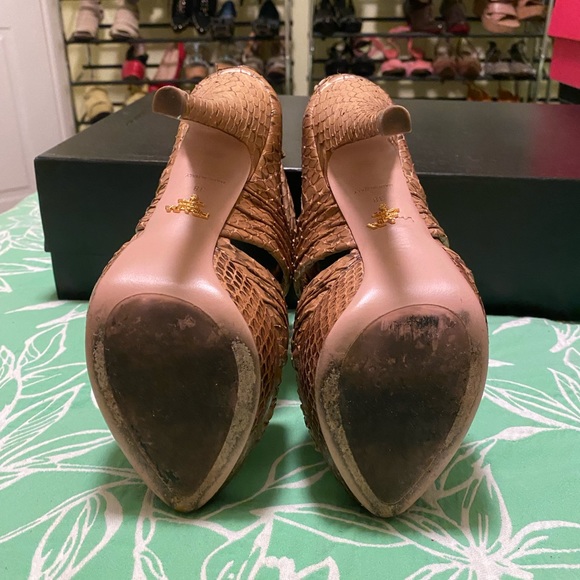 VINTAGE Gently Used Prada Heels - Picture 5 of 5